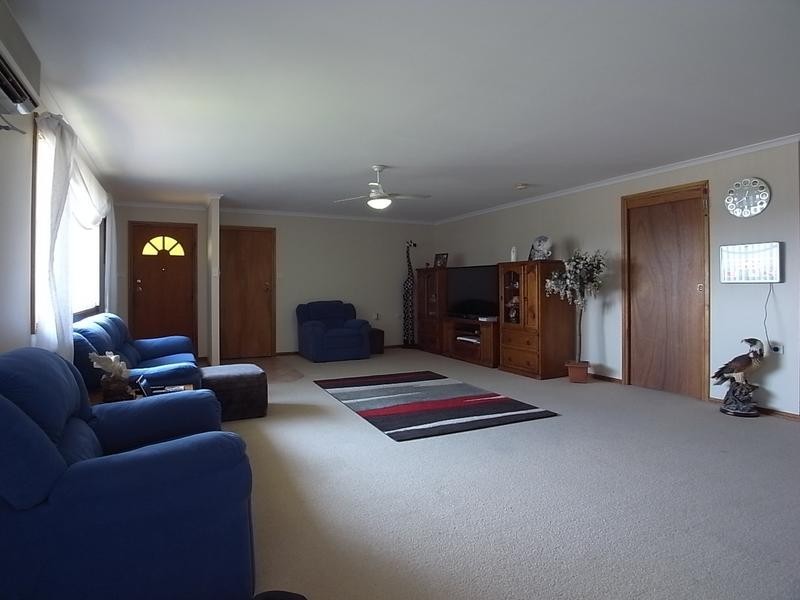 51 Woollybutt Way, Muswellbrook NSW 2333