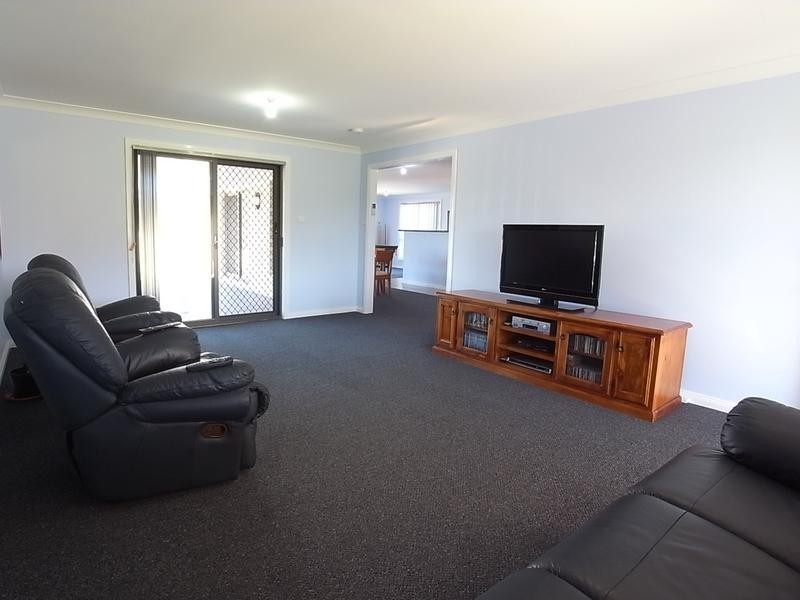 10 Alexander Close, Aberdeen NSW 2336