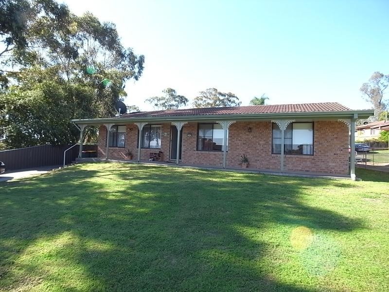 94 St Andrews Street, Aberdeen NSW 2336