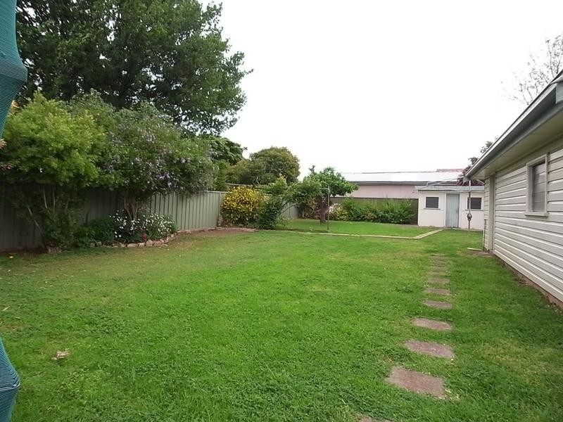52 Sowerby Street, Muswellbrook NSW 2333