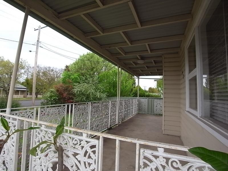 52 Sowerby Street, Muswellbrook NSW 2333