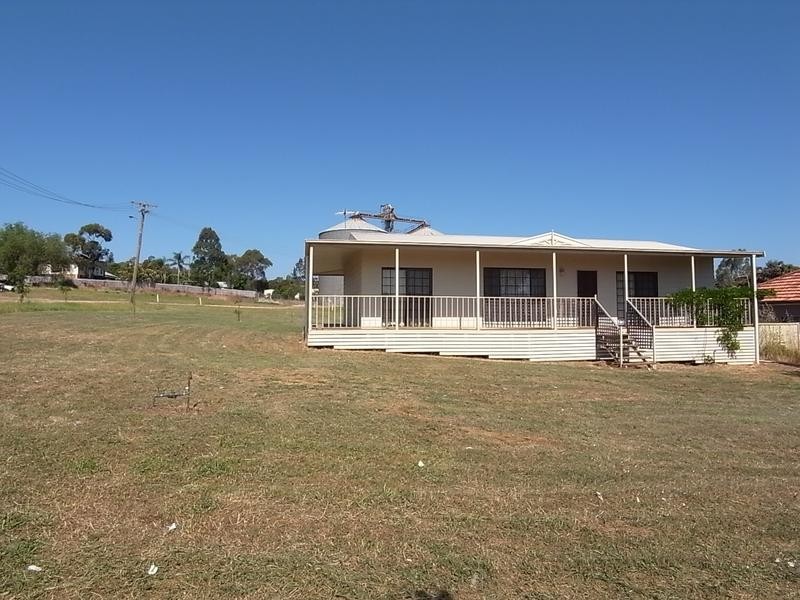 136-138 MacQueen Street, Aberdeen NSW 2336