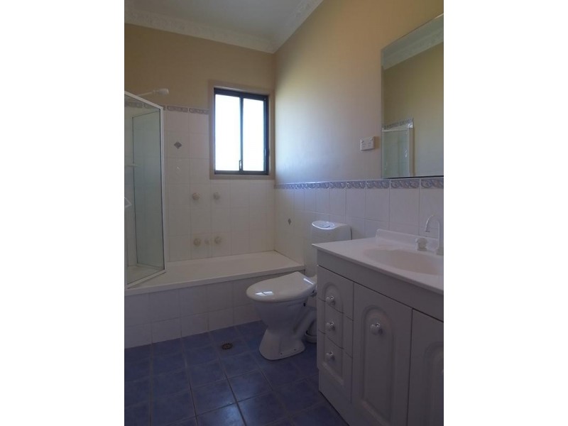 136-138 MacQueen Street, Aberdeen NSW 2336