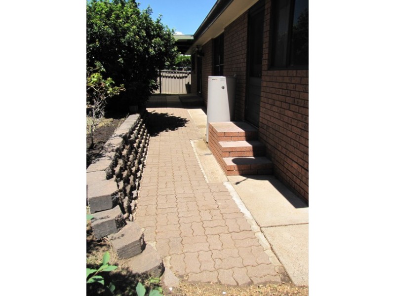 65 Shiraz Street, Muswellbrook NSW 2333