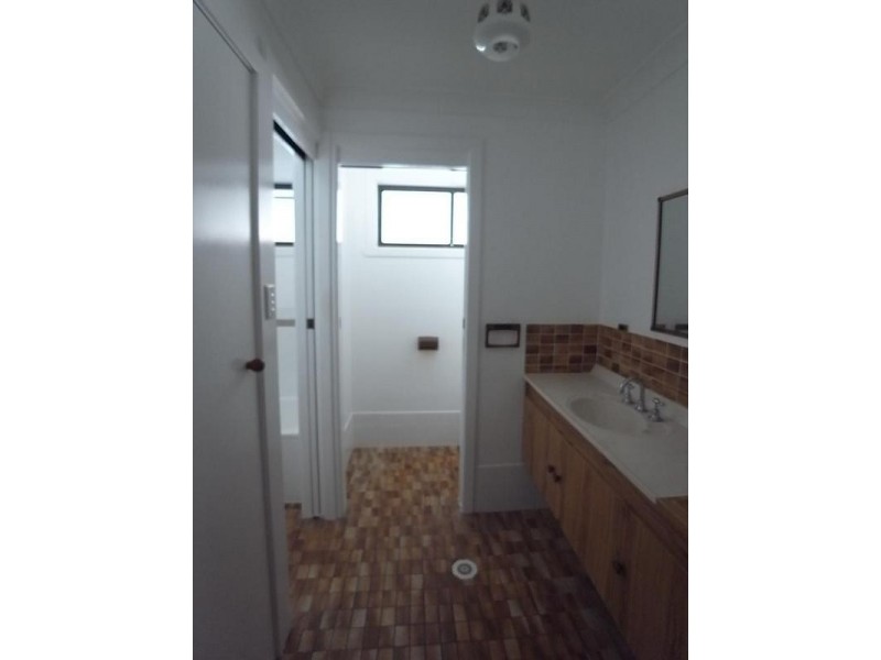 94 St Andrew Street, Aberdeen NSW 2336