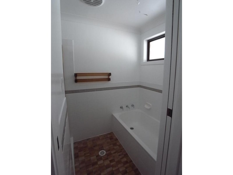 94 St Andrew Street, Aberdeen NSW 2336