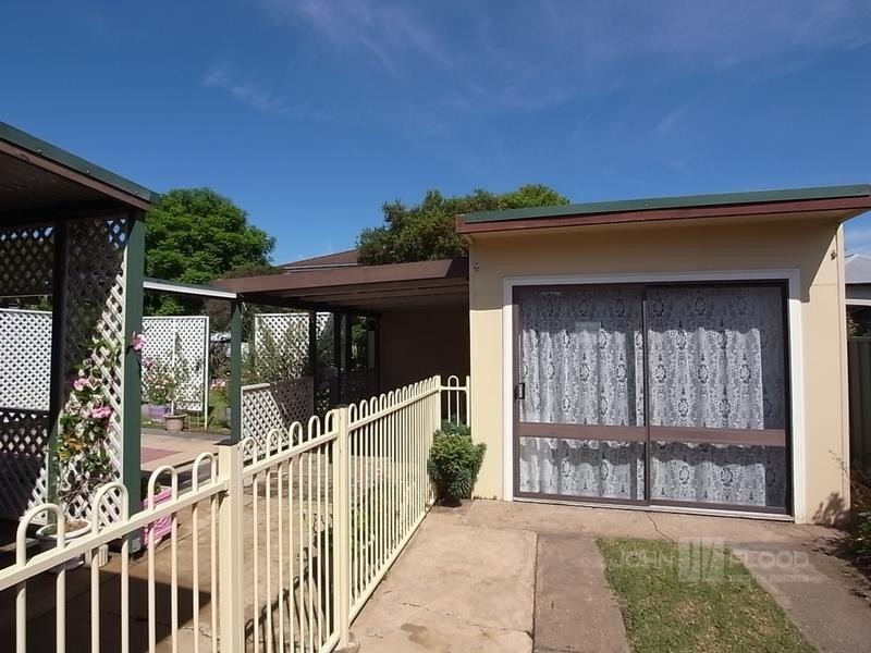 4 Bell Street, Muswellbrook NSW 2333