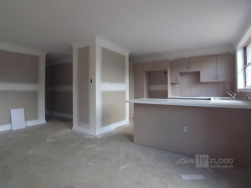 1 & 2/81 St Andrews Street, Aberdeen NSW 2336