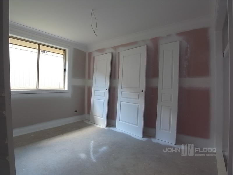 1 & 2/81 St Andrews Street, Aberdeen NSW 2336
