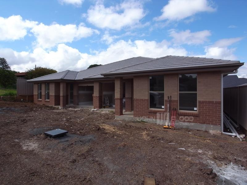3 & 4/81 St Andrews Street, Aberdeen NSW 2336