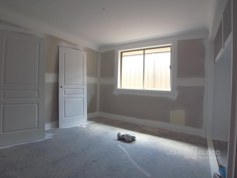 3 & 4/81 St Andrews Street, Aberdeen NSW 2336
