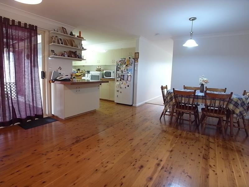 1 Wattle Street, Aberdeen NSW 2336