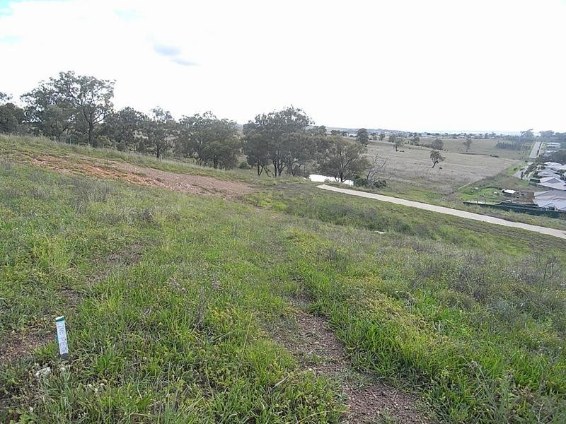 18 Chivers Circuit, Muswellbrook NSW 2333