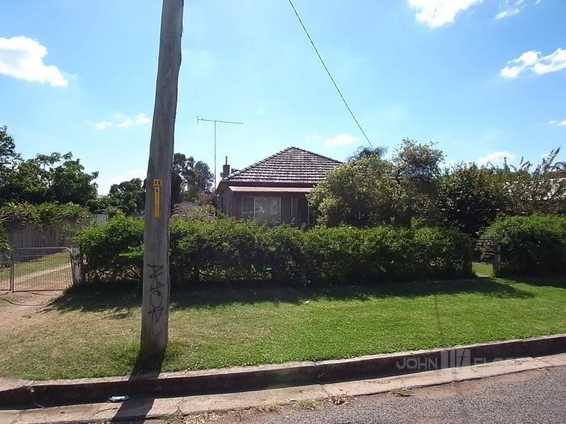 11 Francis Street, Muswellbrook NSW 2333