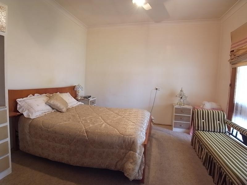 13 Hall Street, Aberdeen NSW 2336