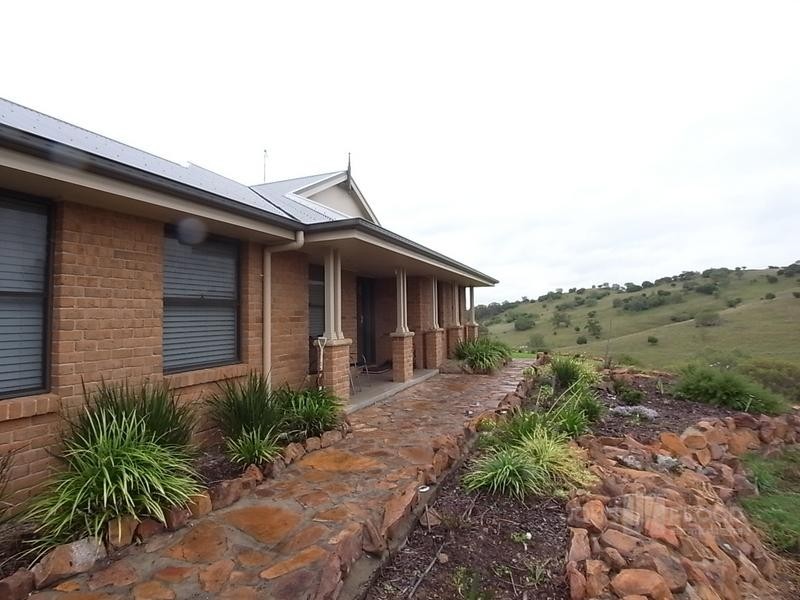 2 Cavalry Line Road, Segenhoe NSW 2337