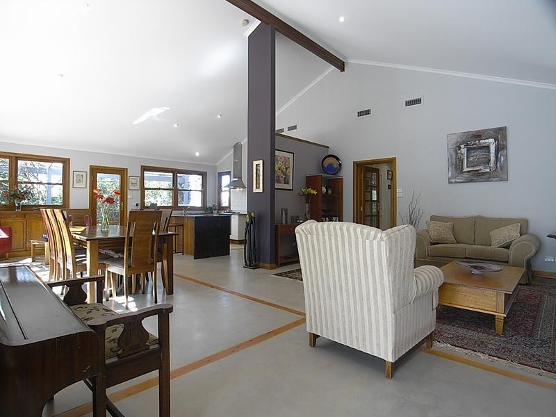 2 Hillview Street, Muswellbrook NSW 2333