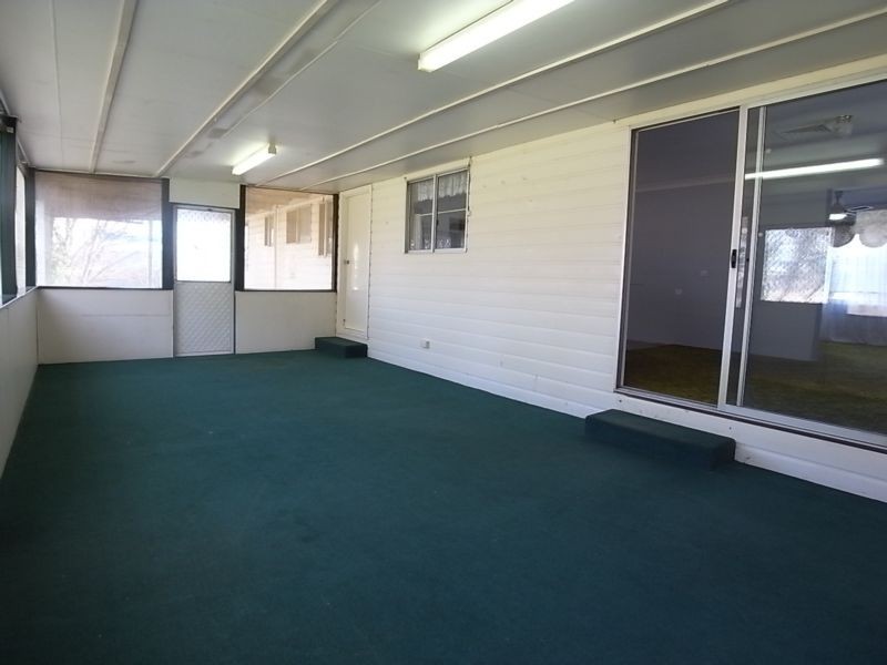 63 St Andrew Street, Aberdeen NSW 2336