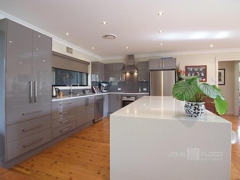 6 Bronte Crescent, Muswellbrook NSW 2333