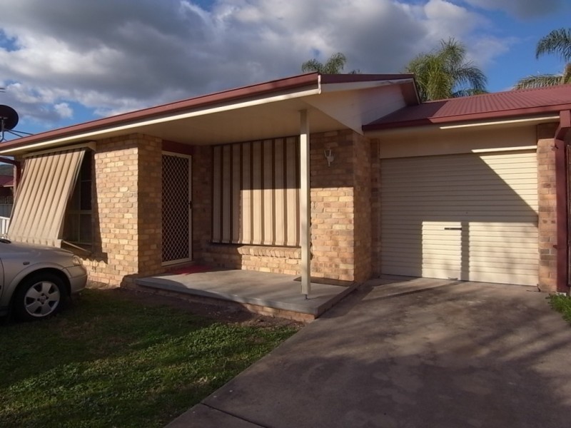 1/22 Honeysuckle Crescent, Scone NSW 2337