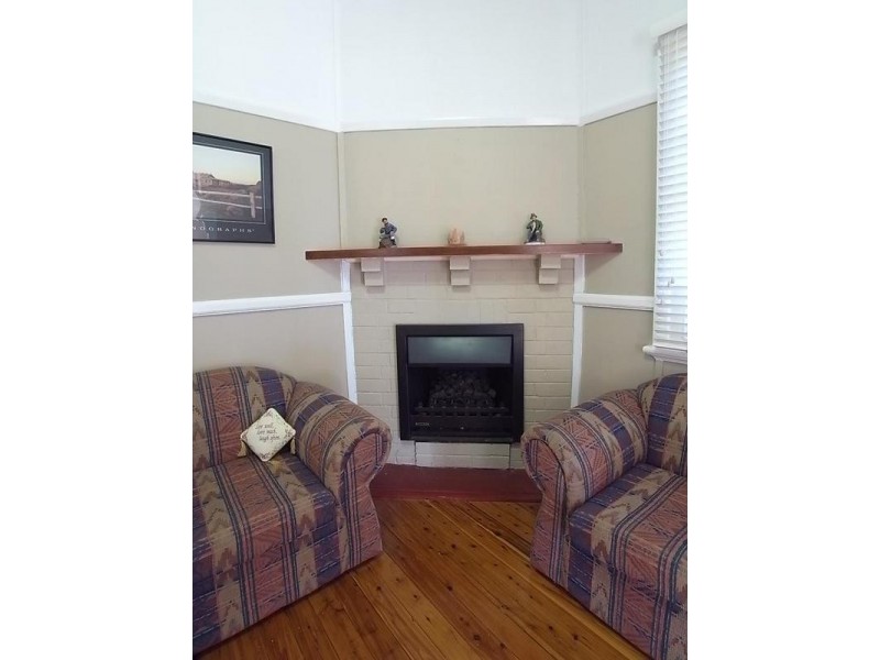 40 Carl Street, Muswellbrook NSW 2333