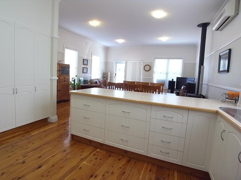 40 Carl Street, Muswellbrook NSW 2333