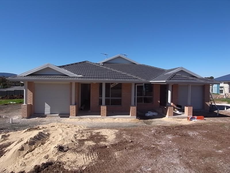 1 & 2/15 Tierney Street, Muswellbrook NSW 2333