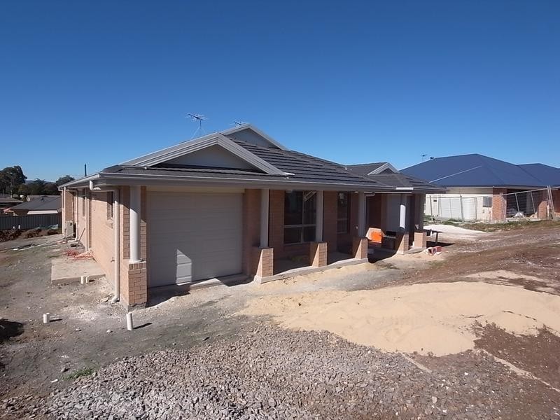 1 & 2/15 Tierney Street, Muswellbrook NSW 2333