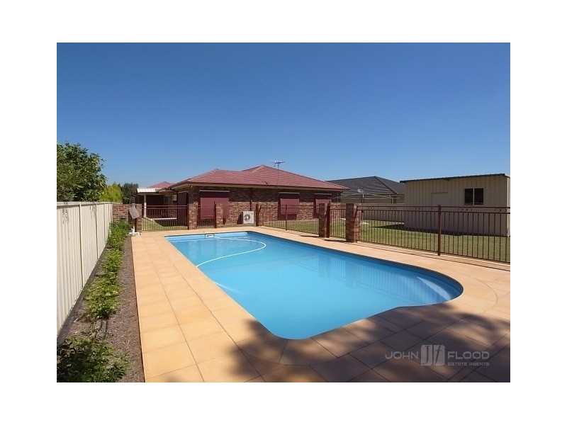 6 St Andrews Place, Muswellbrook NSW 2333