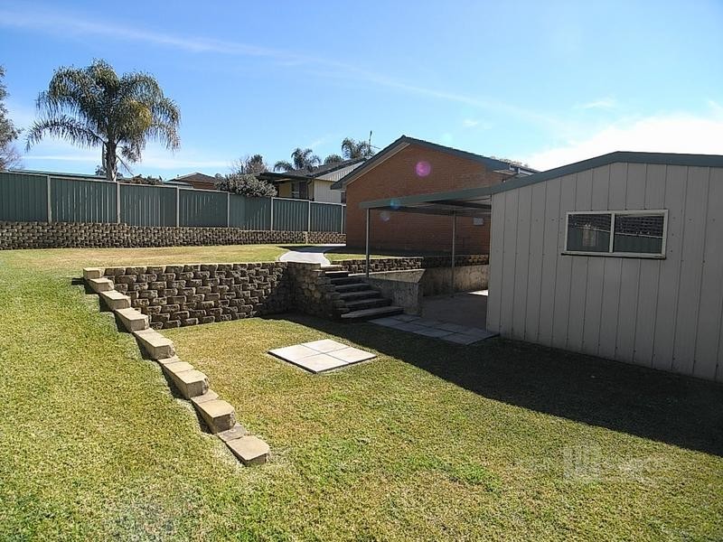 16 St James Crescent, Muswellbrook NSW 2333