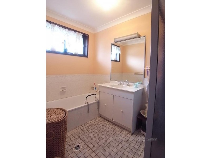 6 Shannon Close, Aberdeen NSW 2336