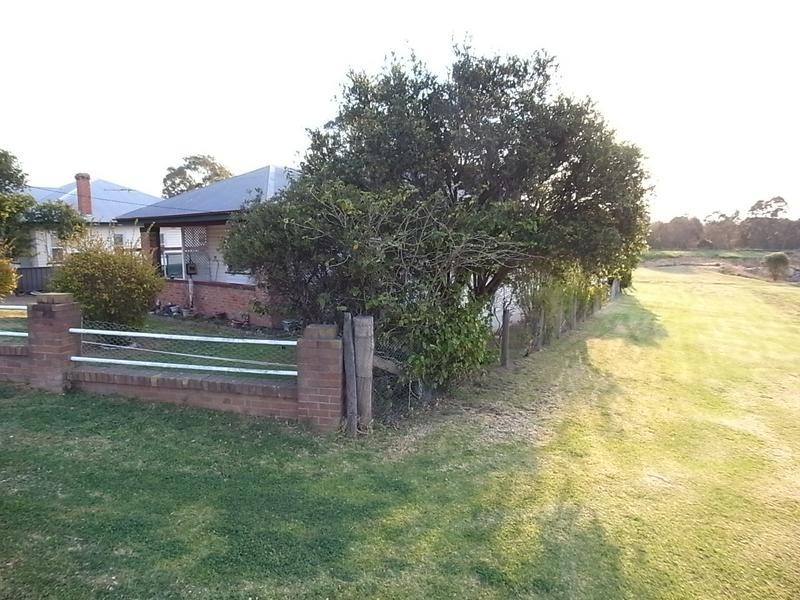 12 Aberdeen Street, Muswellbrook NSW 2333