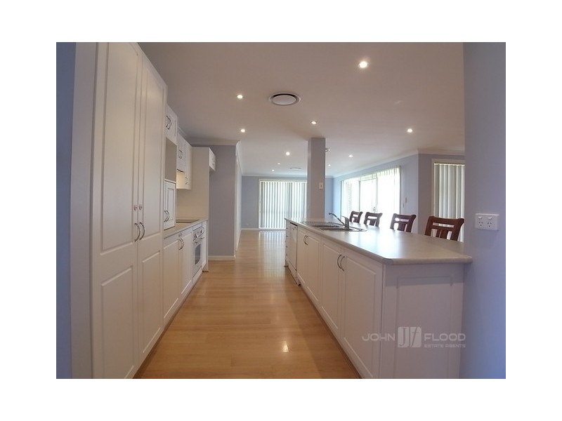 8 Silky Oak Close, Muswellbrook NSW 2333