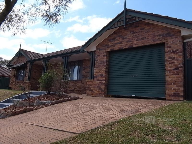 11 Peppermint Road, Muswellbrook NSW 2333