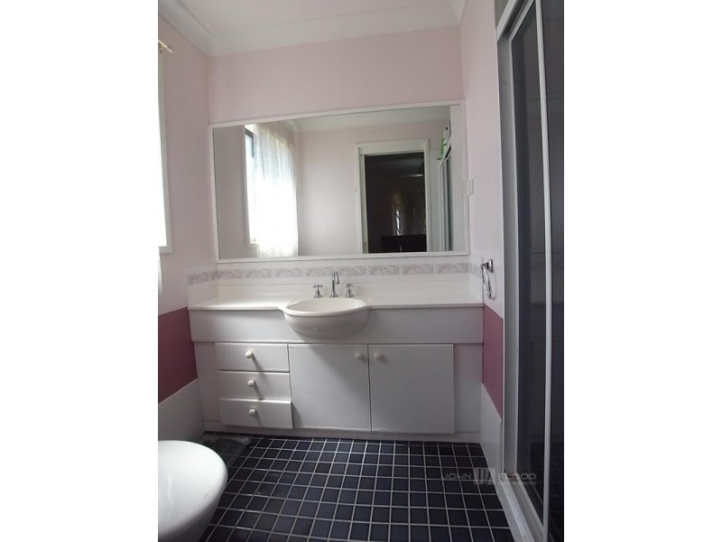 11 Peppermint Road, Muswellbrook NSW 2333