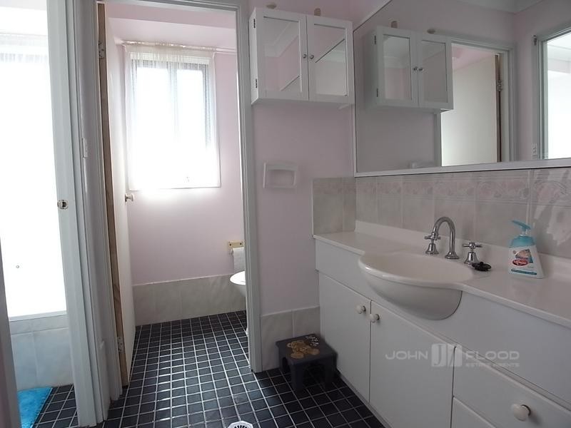 11 Peppermint Road, Muswellbrook NSW 2333