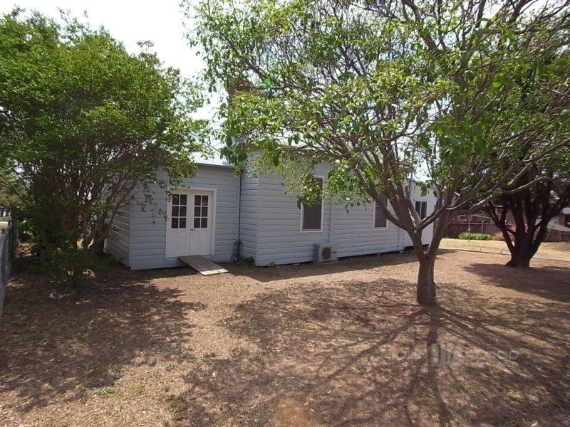 22 Bedford Street, Aberdeen NSW 2336