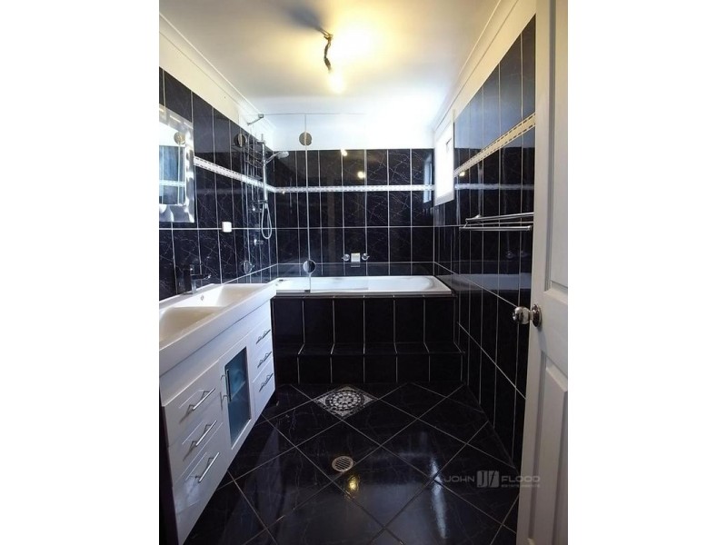 22 Bedford Street, Aberdeen NSW 2336