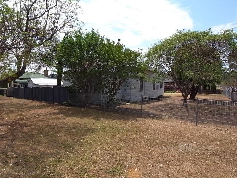 22 Bedford Street, Aberdeen NSW 2336