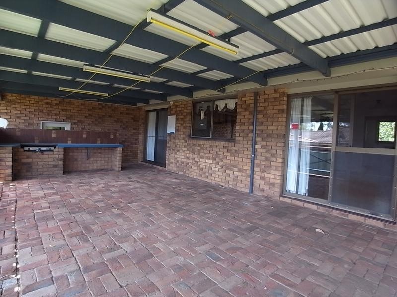 24 McClintock Drive, Muswellbrook NSW 2333