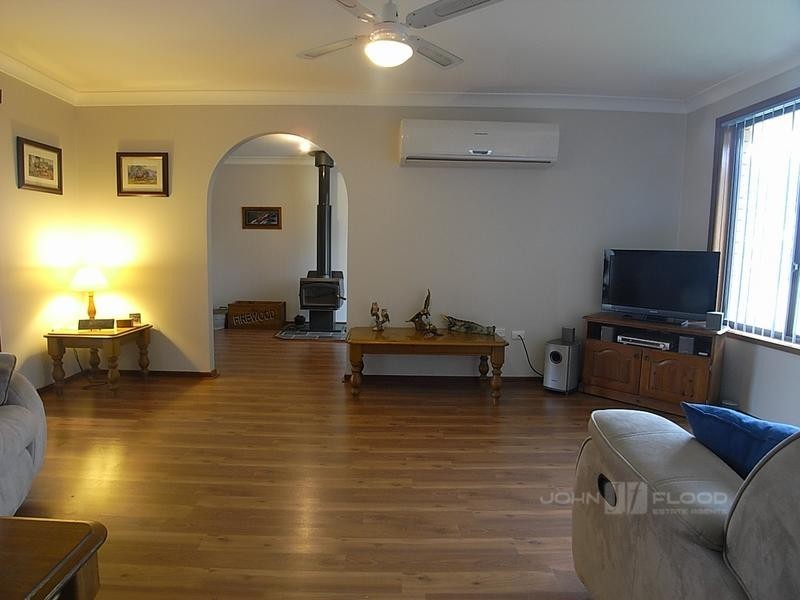 123 St Andrews Street, Aberdeen NSW 2336