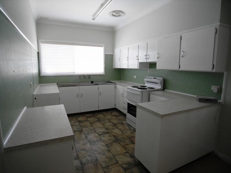 4 Donaldson Street, Muswellbrook NSW 2333