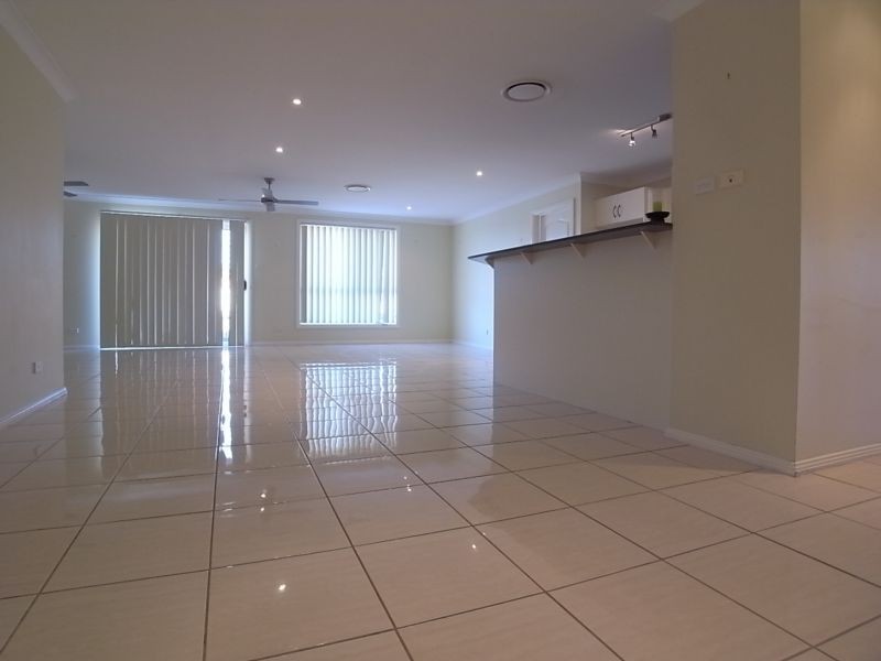 4 Lou Fisher Place, Muswellbrook NSW 2333