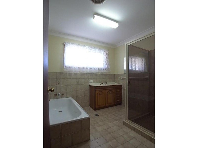 4 Arlingham Close, Muswellbrook NSW 2333