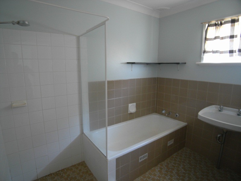 27 Adams Street, Muswellbrook NSW 2333