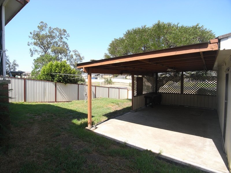 27 Adams Street, Muswellbrook NSW 2333