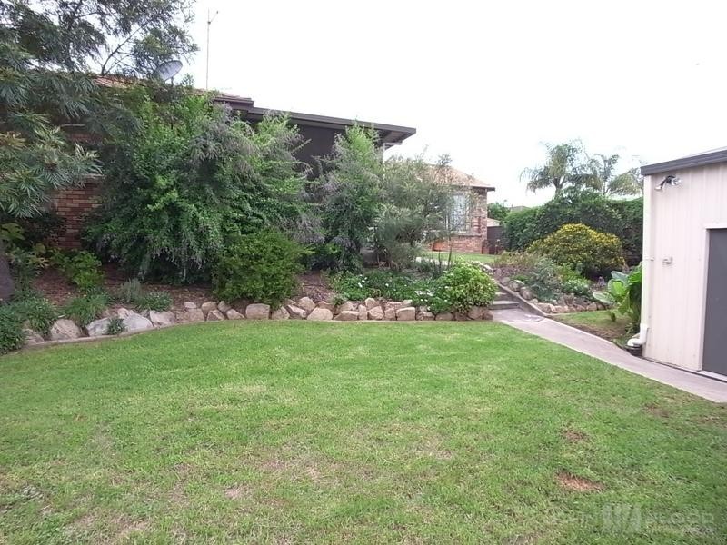 4 Burgundy Street, Muswellbrook NSW 2333