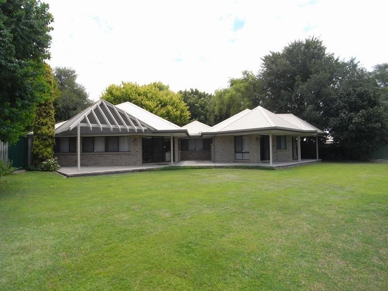 106a-106b Maitland Street, Muswellbrook NSW 2333