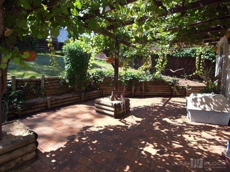 10 Humphries Street, Muswellbrook NSW 2333