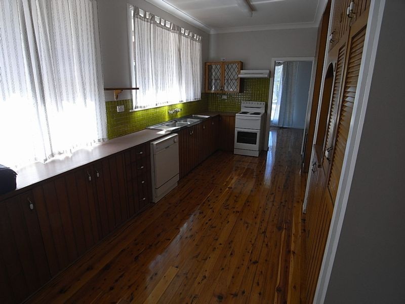 20 Humphries Street, Muswellbrook NSW 2333